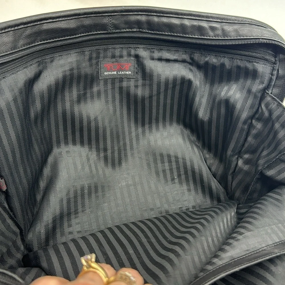 Tumi Black Super Soft Leather Briefcase BP6641B
